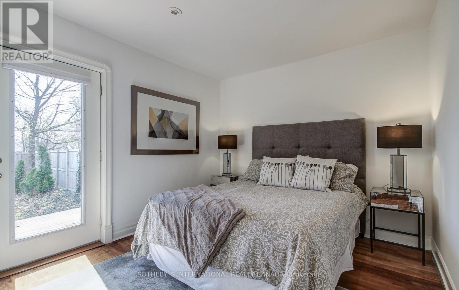 19 Southvale Drive, Toronto, Ontario  M4G 1G1 - Photo 17 - C11999729
