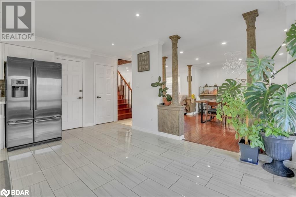 Property at 7 MICHELLE Drive image 5