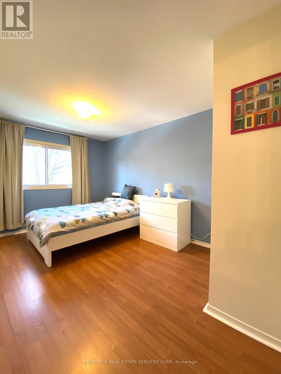 47 Wagon Trailway, Toronto, Ontario  M2J 4V4 - Photo 10 - C12105157