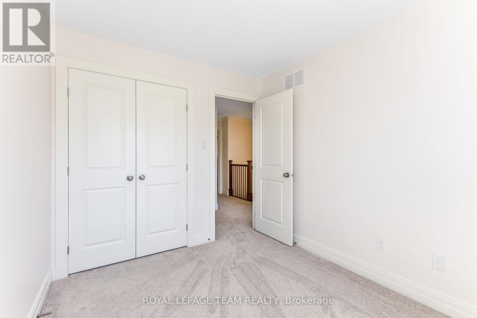 121 Woodhurst Crescent, Ottawa, Ontario  K2S 0T4 - Photo 30 - X12105171