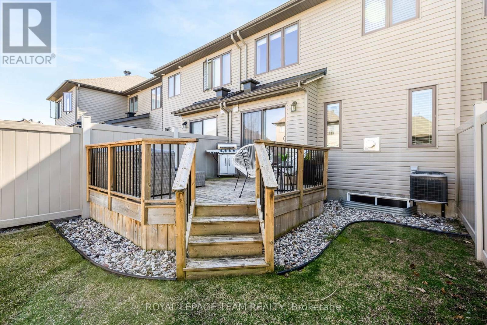 121 Woodhurst Crescent, Ottawa, Ontario  K2S 0T4 - Photo 42 - X12105171