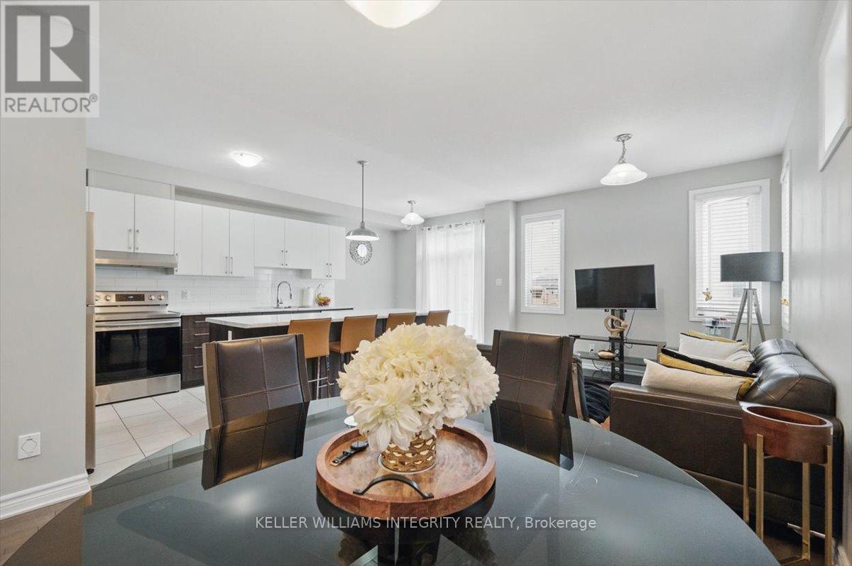 843 June Grass Street, Ottawa, Ontario  K4A 1H4 - Photo 7 - X12105176