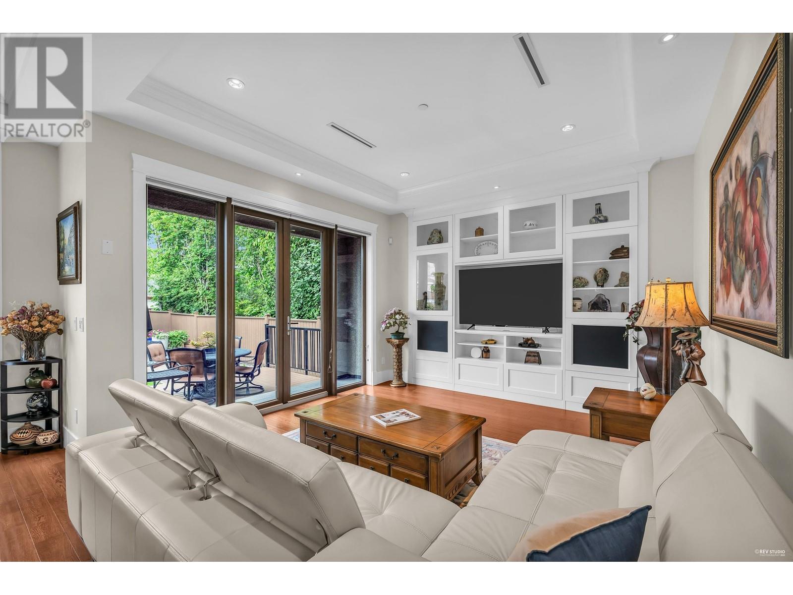 283 W 45th Avenue, Vancouver, British Columbia  V5Y 2W3 - Photo 32 - R2992658