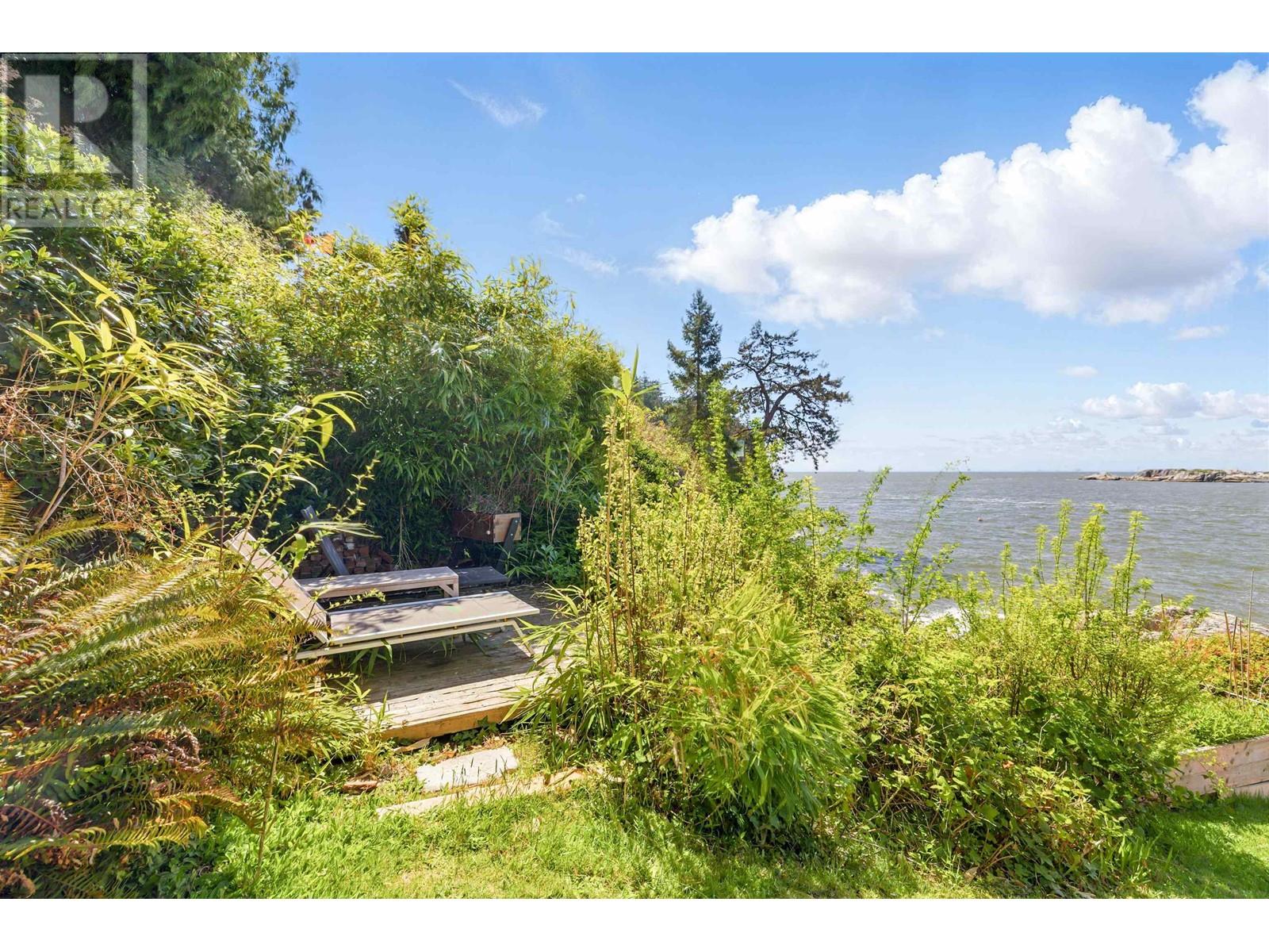 5252 Marine Drive, West Vancouver, British Columbia  V7W 2P8 - Photo 17 - R2994433