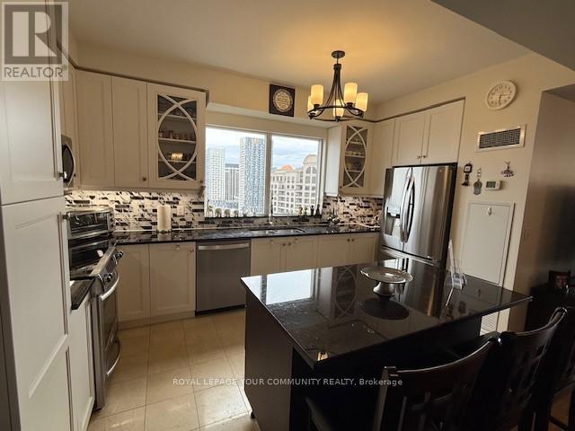 1610 - 9245 Jane Street, Vaughan, Ontario  L6A 1H7 - Photo 9 - N12105245