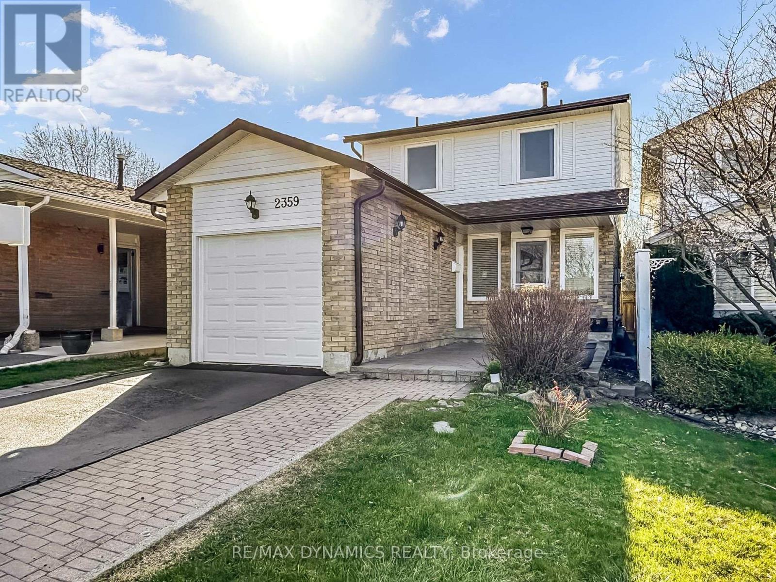 Property at 2359 MALCOLM CRESCENT image 2