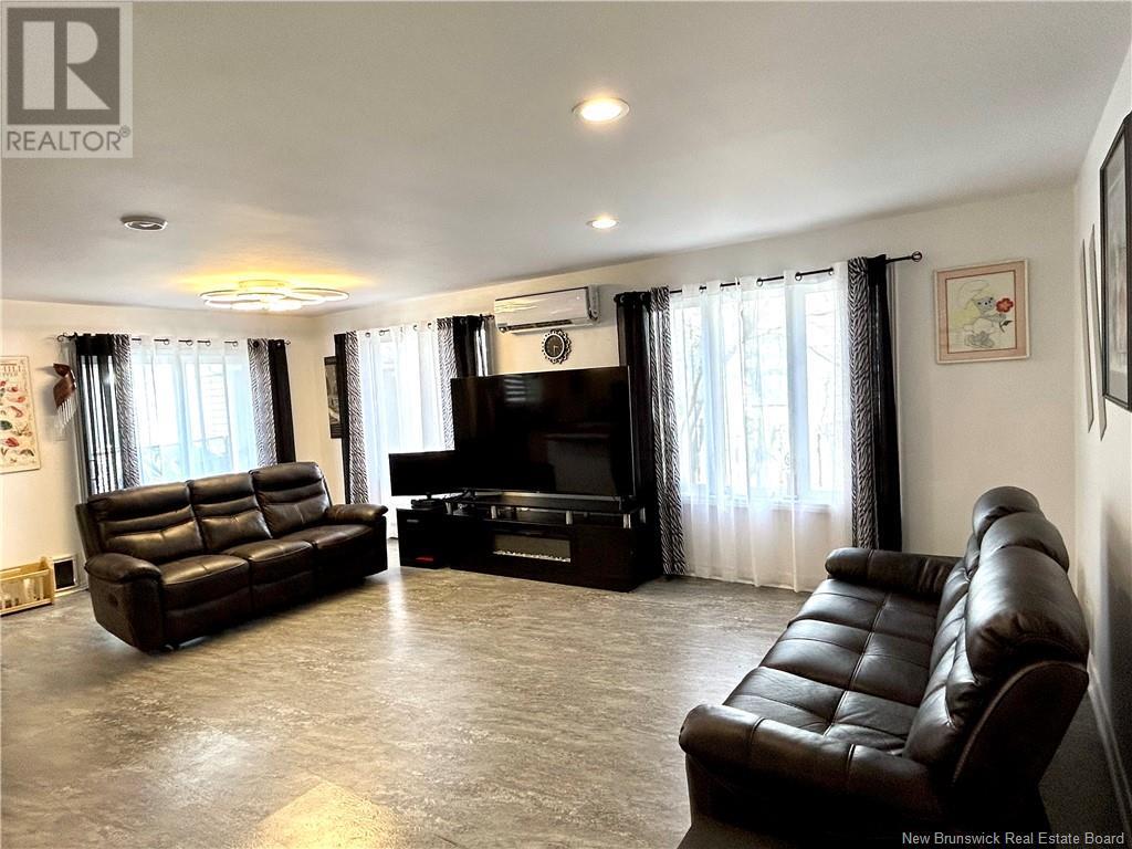 369 Water Street, Miramichi, New Brunswick  E1V 3G6 - Photo 10 - NB117072