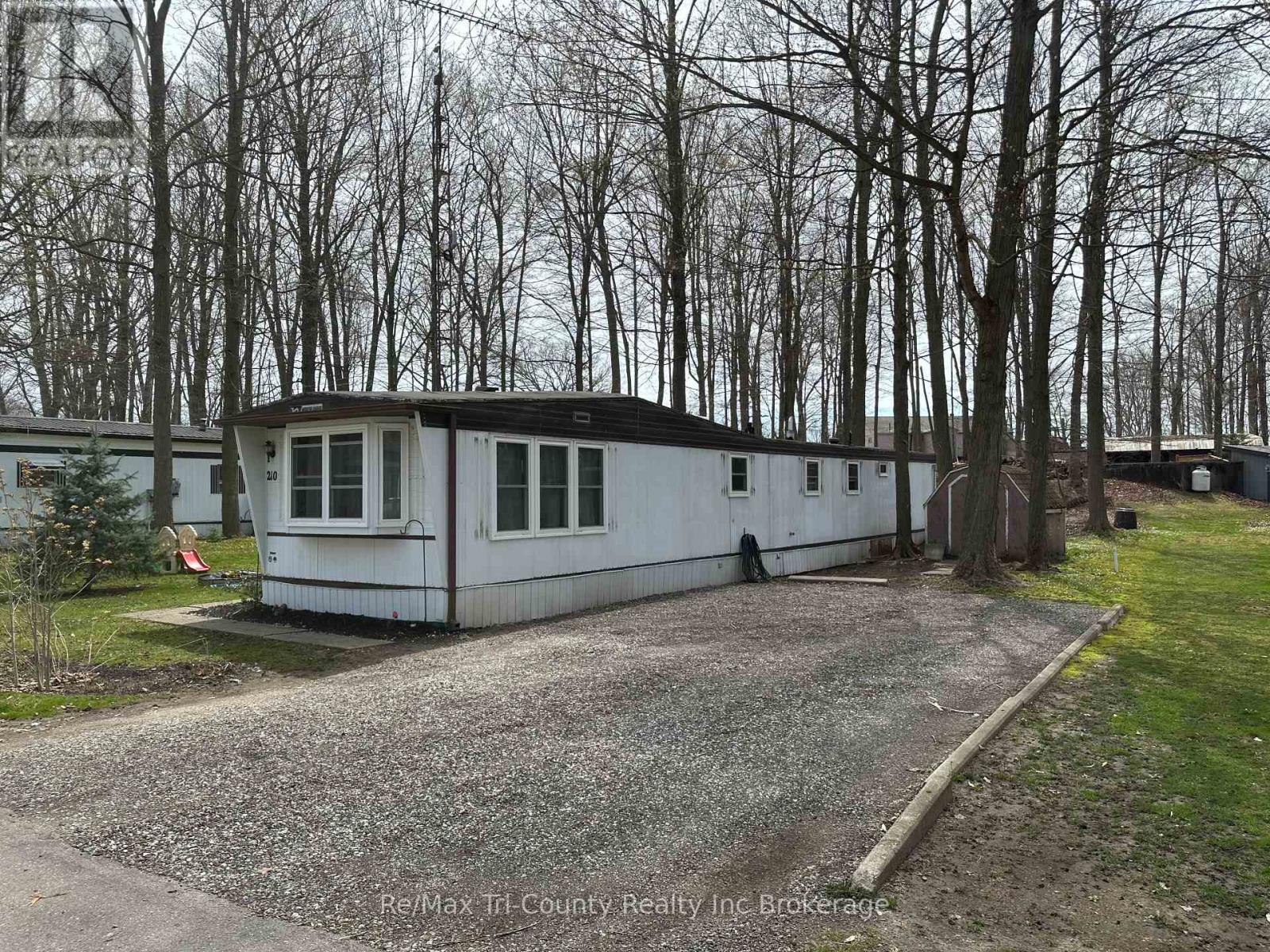 10085 Culloden Rd (Oak St Unit 210), Bayham, Ontario  N0J 1H0 - Photo 2 - X11997010
