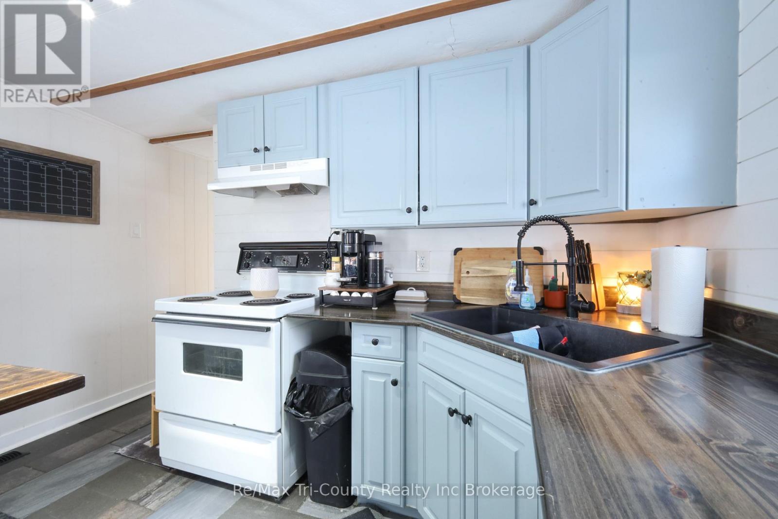 10085 Culloden Rd (Oak St Unit 210), Bayham, Ontario  N0J 1H0 - Photo 6 - X11997010