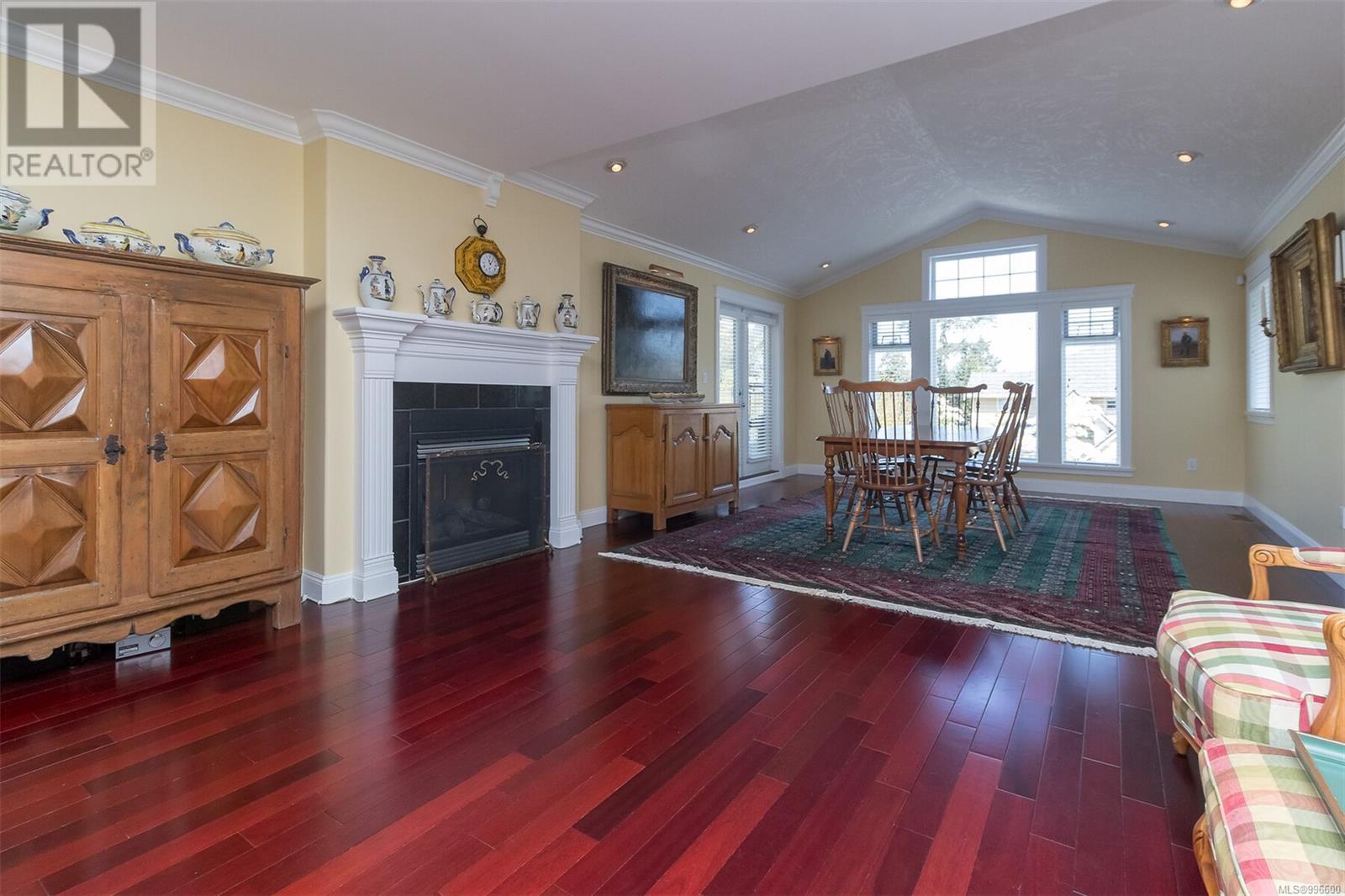 Property at 1135 Timber View image 3