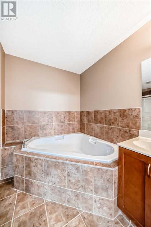 108, 990 Centre Avenue Ne, Calgary, Alberta  T2E 2M9 - Photo 21 - A2209612