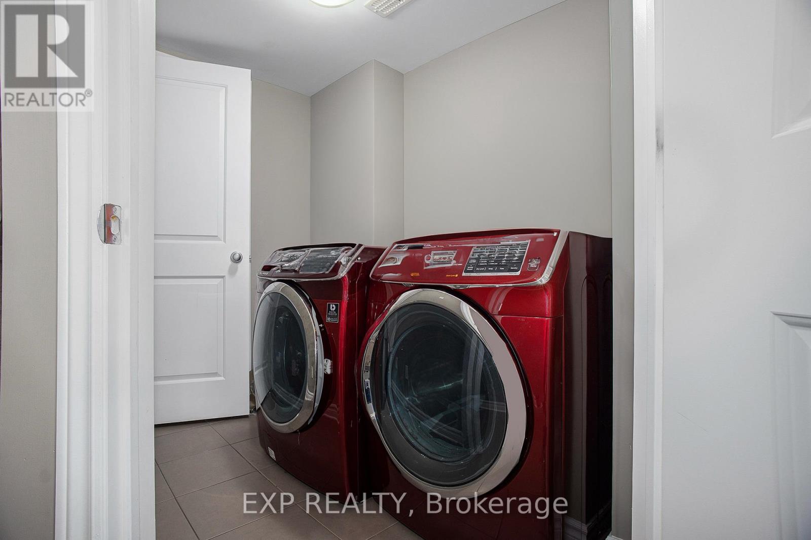 630 Lauraleaf Crescent, Ottawa, Ontario  K2J 6G9 - Photo 15 - X12104689