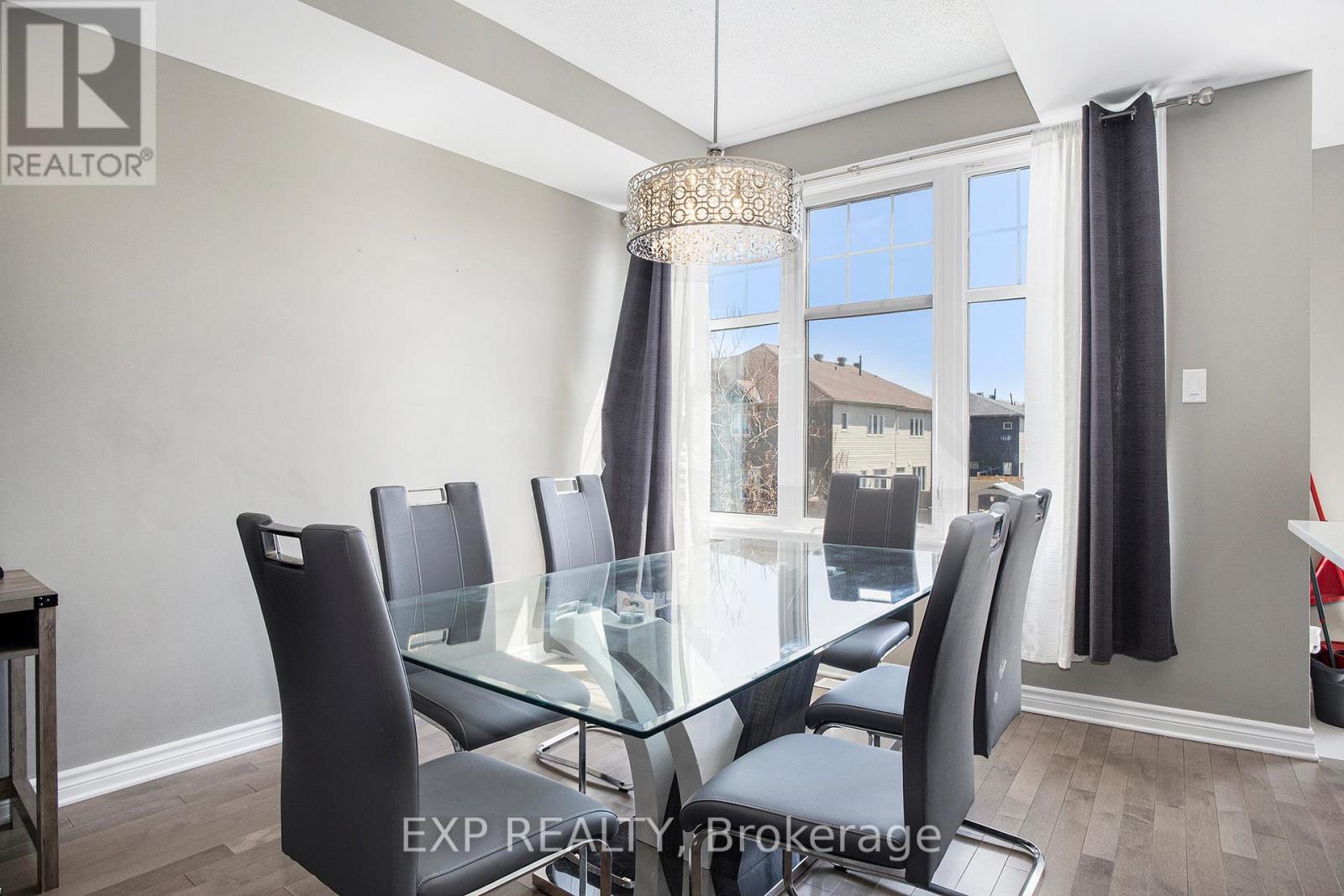 630 Lauraleaf Crescent, Ottawa, Ontario  K2J 6G9 - Photo 6 - X12104689