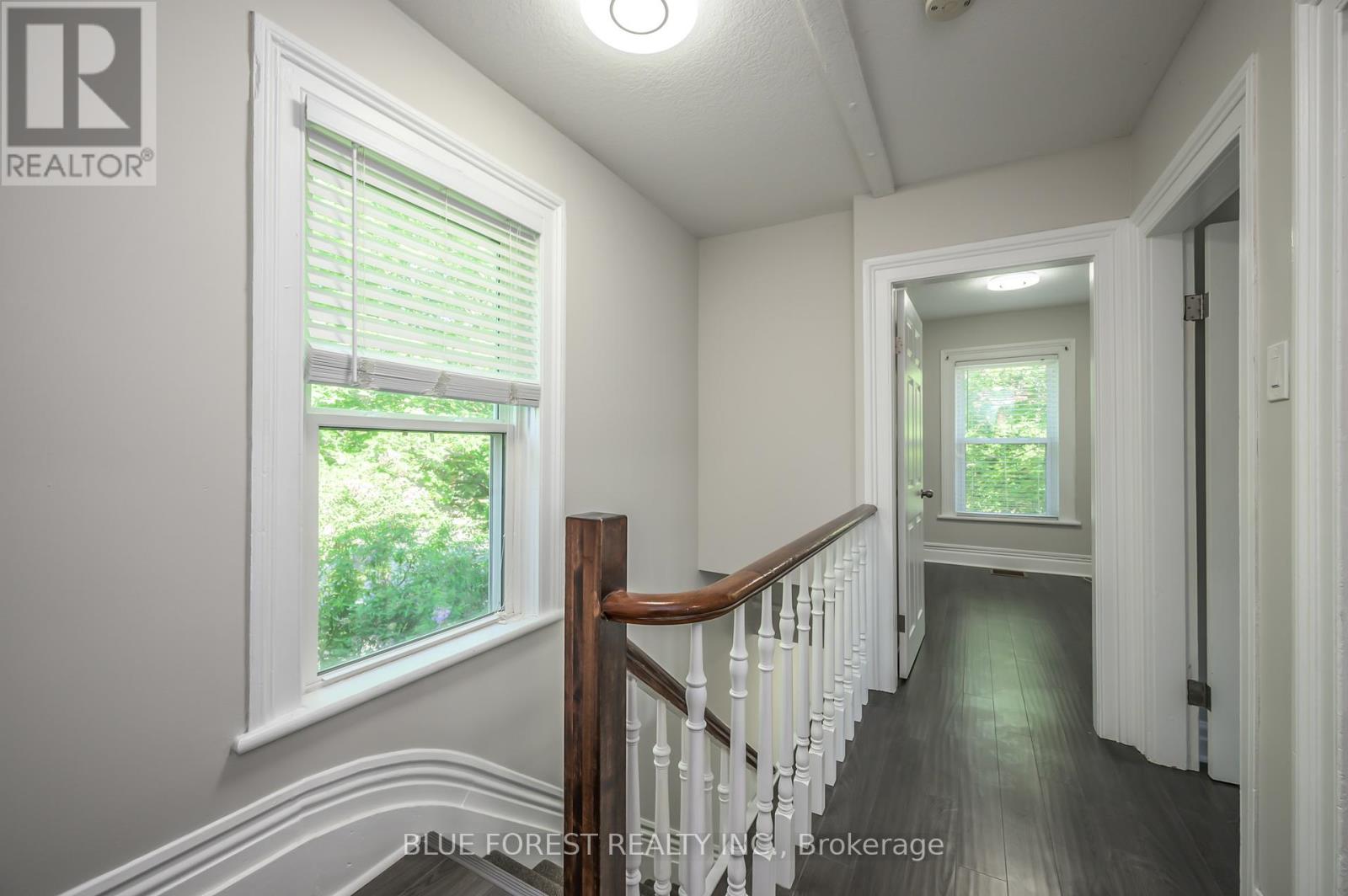 Photo 14 of 20 for 175 Sydenham Street