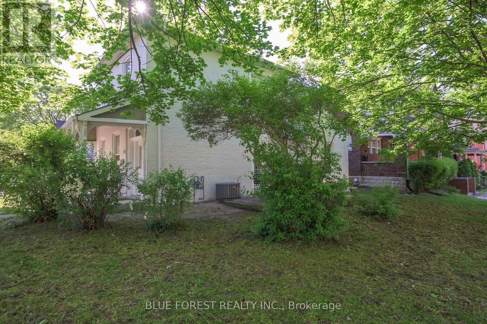 Photo 19 of 20 for 175 Sydenham Street
