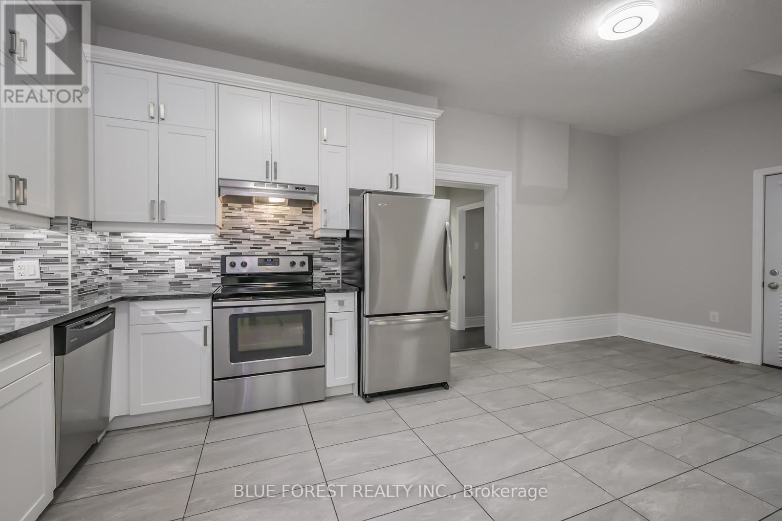 Photo 5 of 20 for 175 Sydenham Street