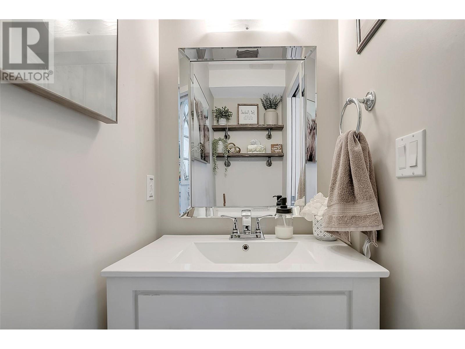 1859 Klondike Court, Lake Country, British Columbia  V4V 1P2 - Photo 17 - 10344761