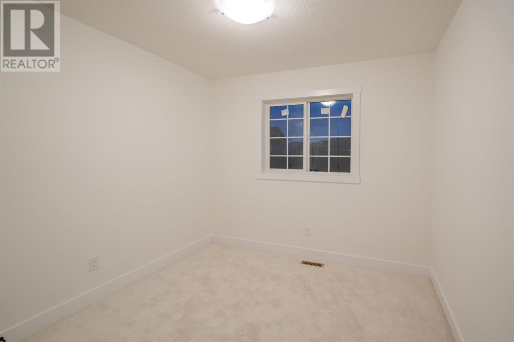 63, 59, 55, 51, 47 Baysprings Terrace Sw, Airdrie, Alberta  T4B 4a8 - Photo 11 - A2213068
