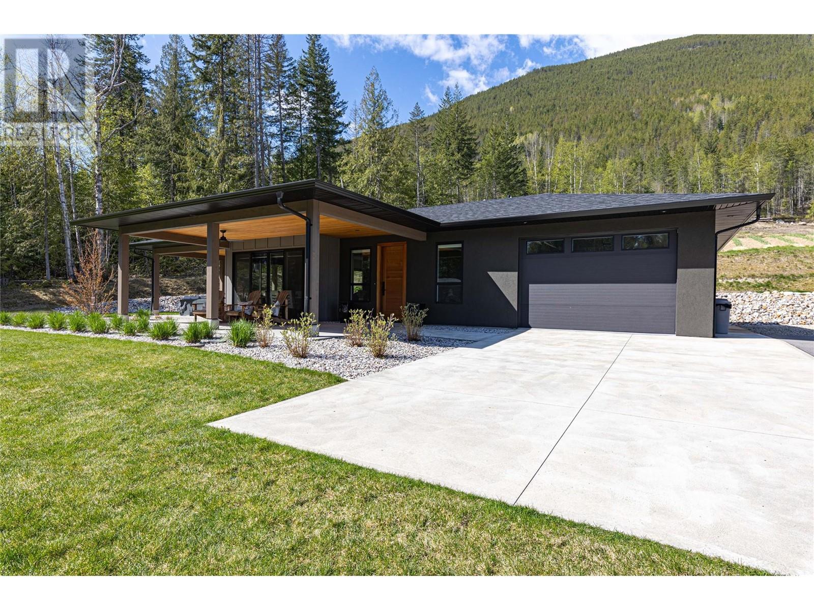6400 1 Avenue Nw, Salmon Arm, British Columbia  V1E 3B2 - Photo 21 - 10345064
