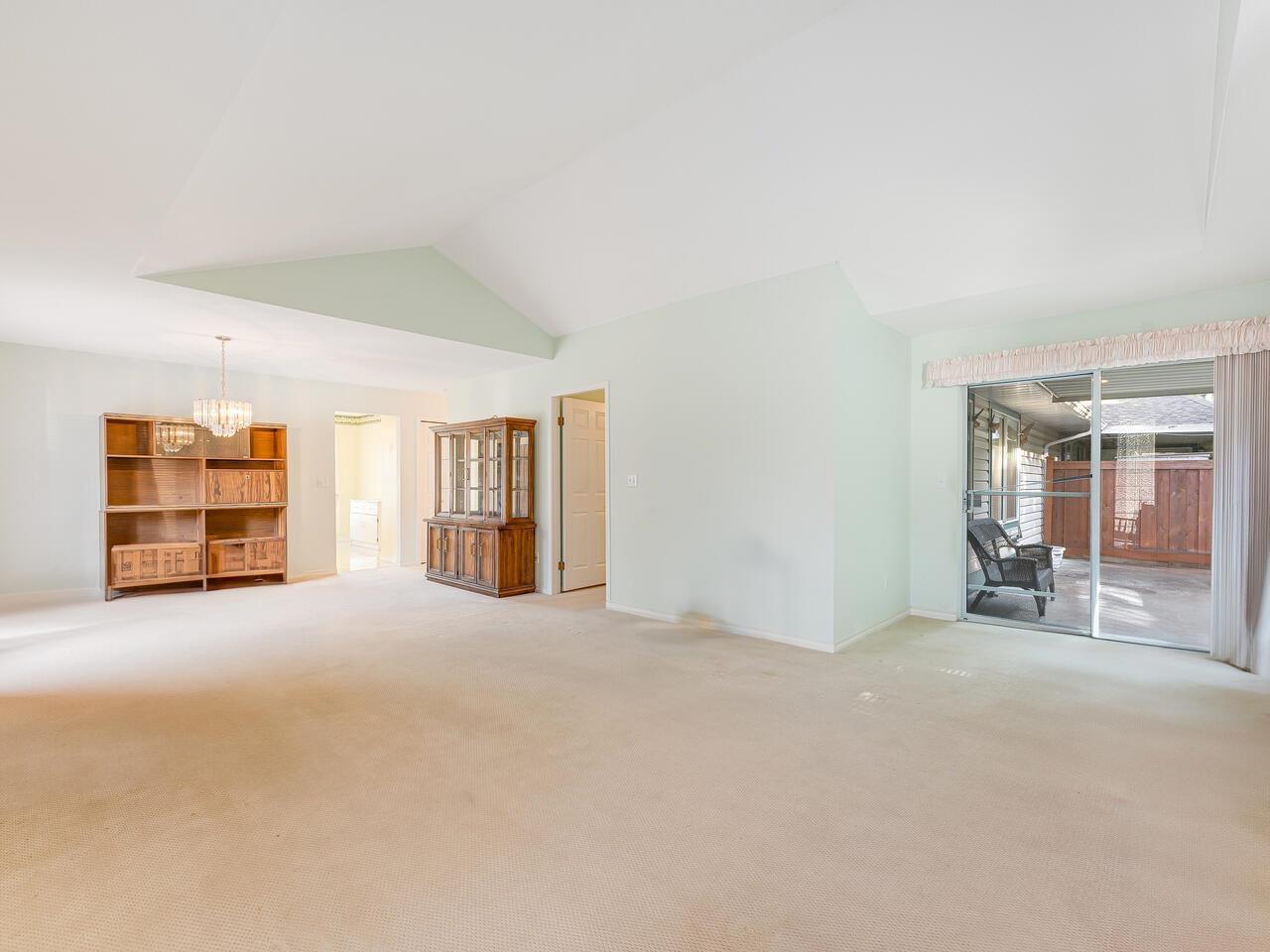 125 10172 141 Street, Surrey, British Columbia  V3T 4P6 - Photo 5 - R2994564