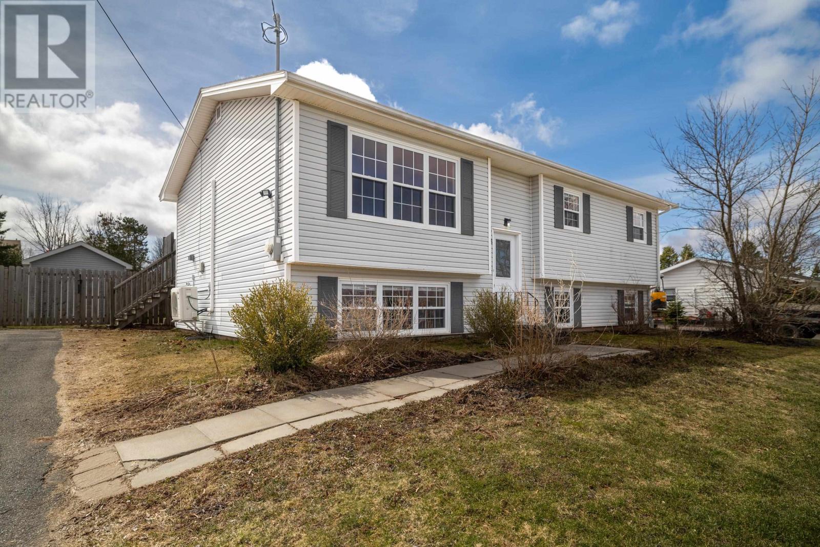 Property at 18 Brookdale Drive image 4