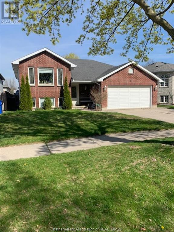 Property at 67 WINDFIELD CRESCENT image 2