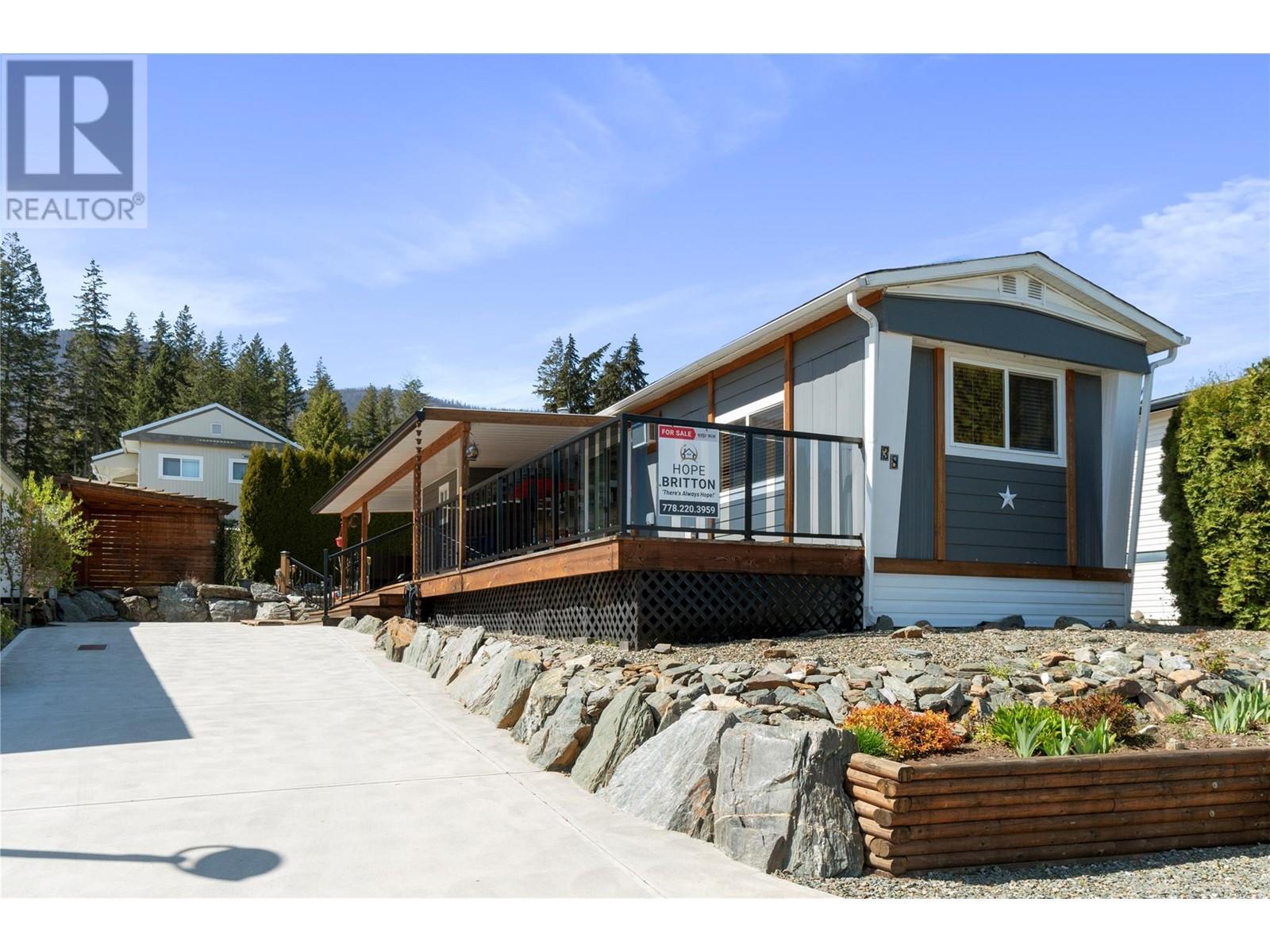 2932 Buckley Road Unit# 38, Sorrento, British Columbia