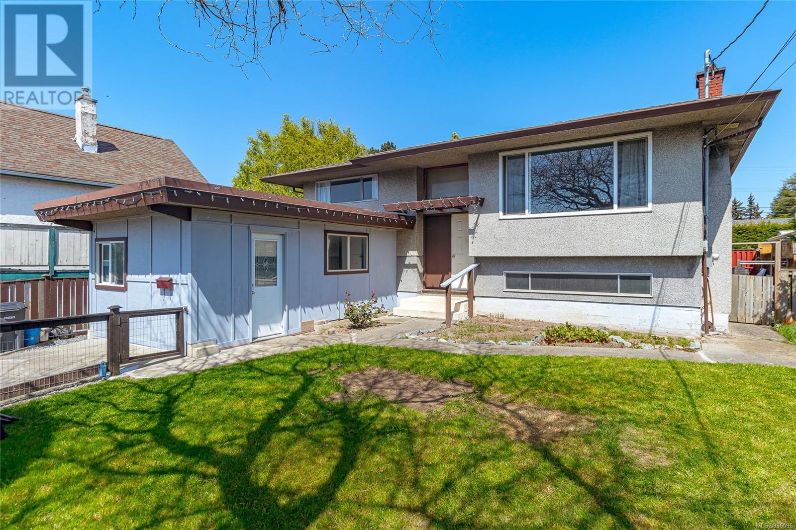Property at 230 Crease Ave image 4