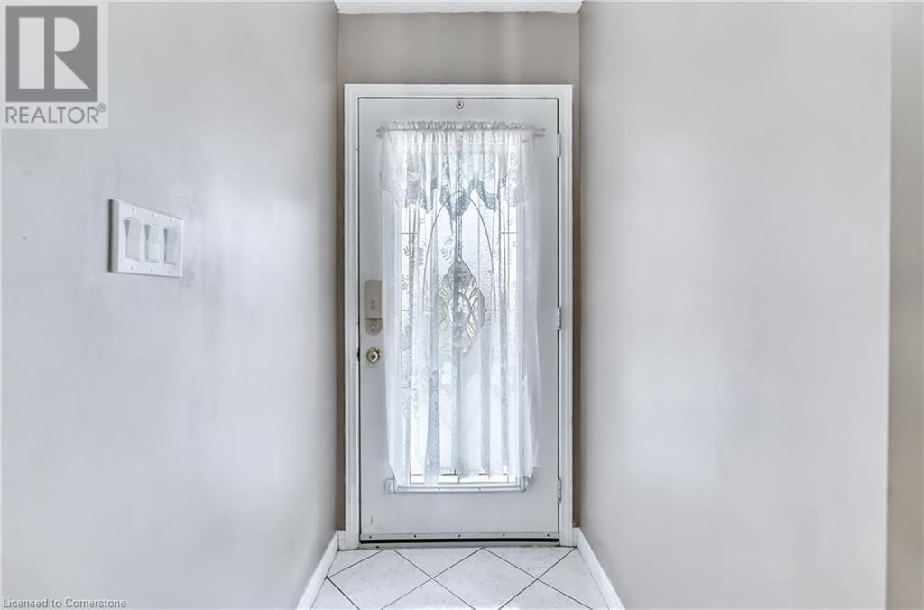 Property at 24 DIAMOND Court image 4