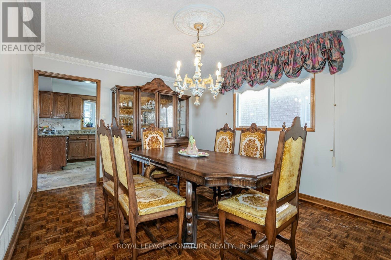 100 Gas Light Crescent, Vaughan, Ontario  L4L 8G1 - Photo 13 - N12105333