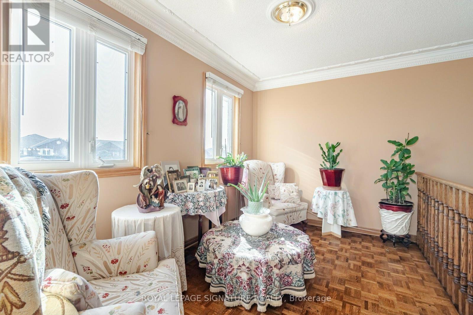 100 Gas Light Crescent, Vaughan, Ontario  L4L 8G1 - Photo 26 - N12105333