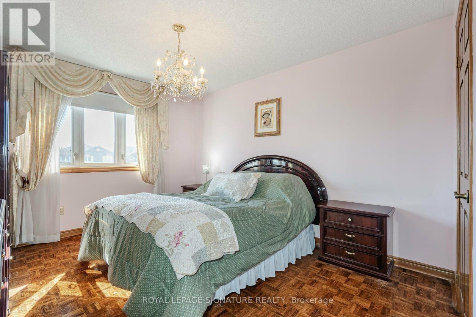 100 Gas Light Crescent, Vaughan, Ontario  L4L 8G1 - Photo 30 - N12105333