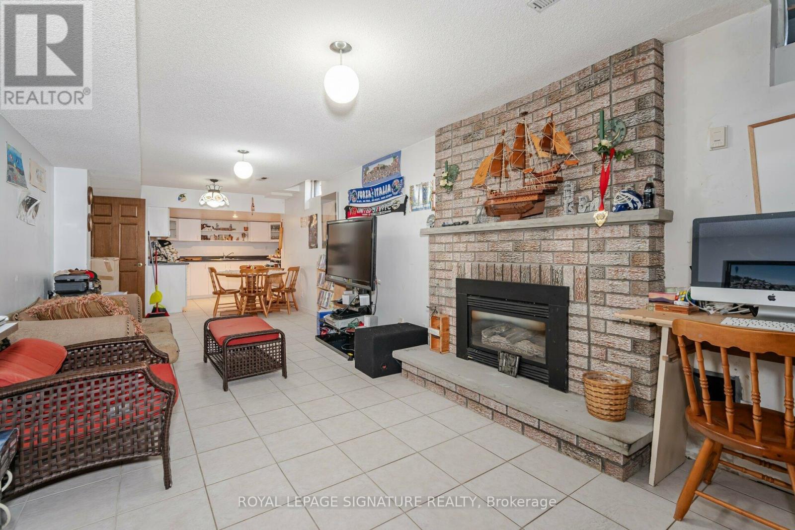 100 Gas Light Crescent, Vaughan, Ontario  L4L 8G1 - Photo 35 - N12105333