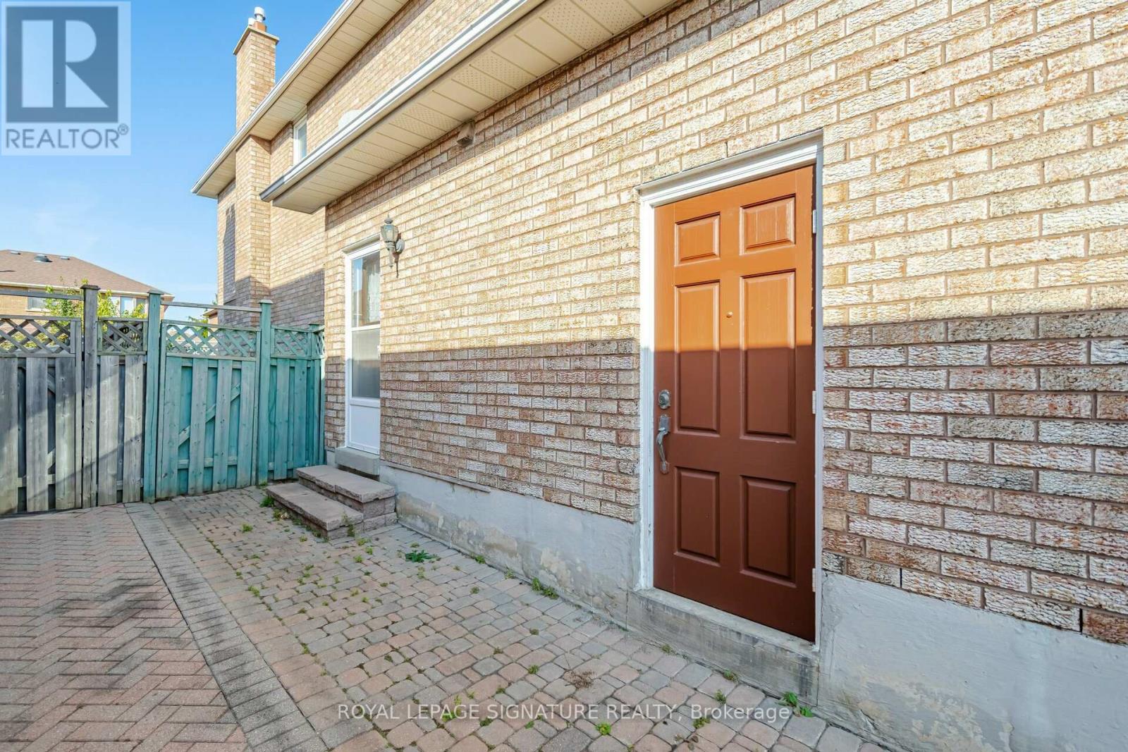 100 Gas Light Crescent, Vaughan, Ontario  L4L 8G1 - Photo 41 - N12105333
