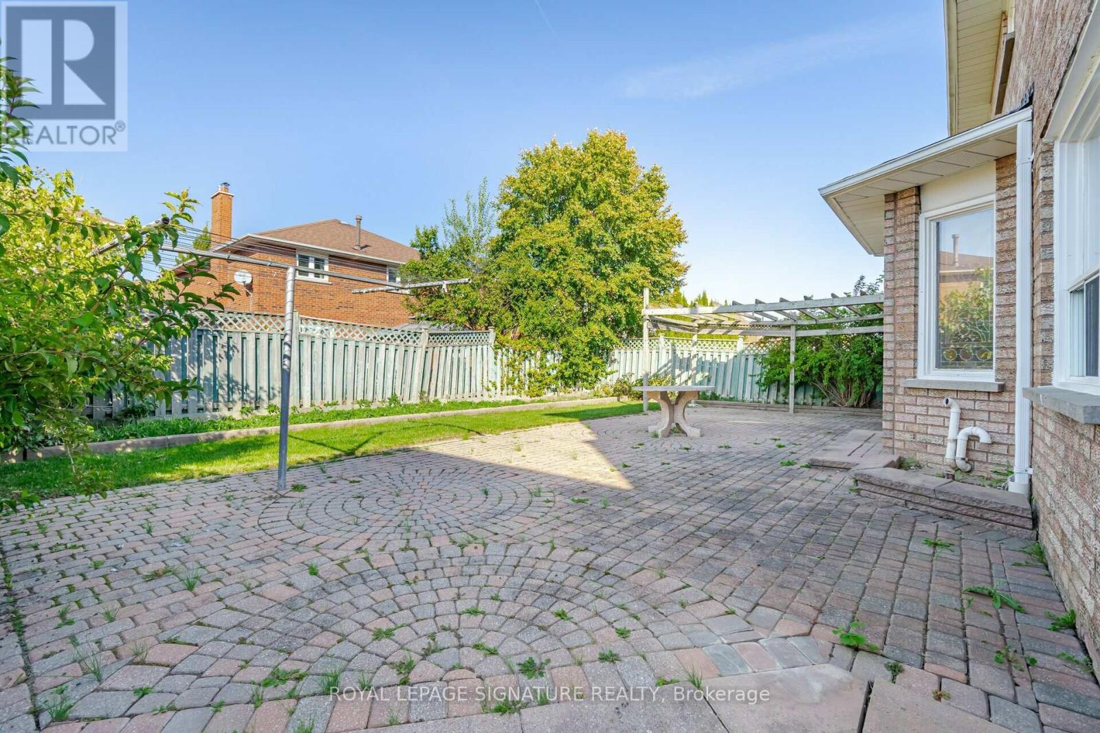 100 Gas Light Crescent, Vaughan, Ontario  L4L 8G1 - Photo 42 - N12105333
