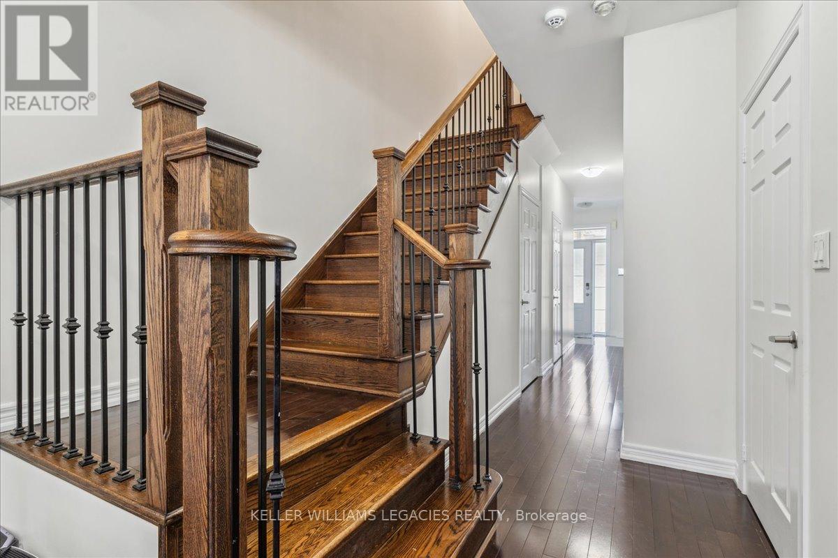 69 Doris Pawley Crescent, Caledon, Ontario  L7C 4E7 - Photo 9 - W12105331