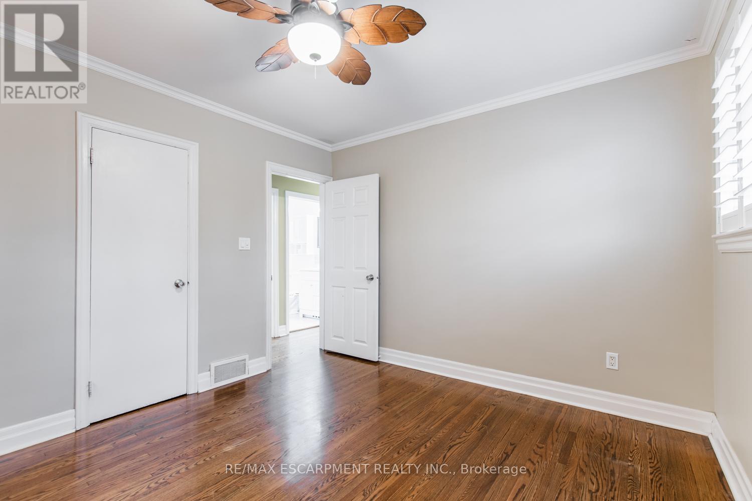 961 Shadeland Avenue, Burlington, Ontario  L7T 2M4 - Photo 14 - W12105375