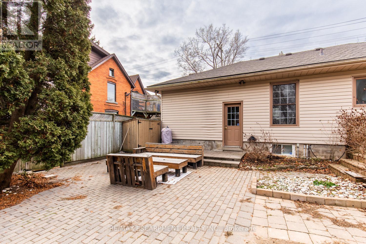 961 Shadeland Avenue, Burlington, Ontario  L7T 2M4 - Photo 28 - W12105375