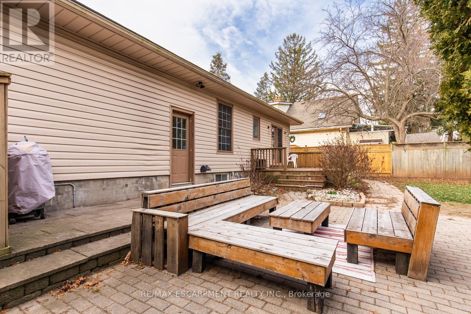 961 Shadeland Avenue, Burlington, Ontario  L7T 2M4 - Photo 29 - W12105375