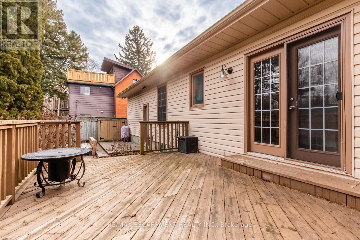961 Shadeland Avenue, Burlington, Ontario  L7T 2M4 - Photo 31 - W12105375