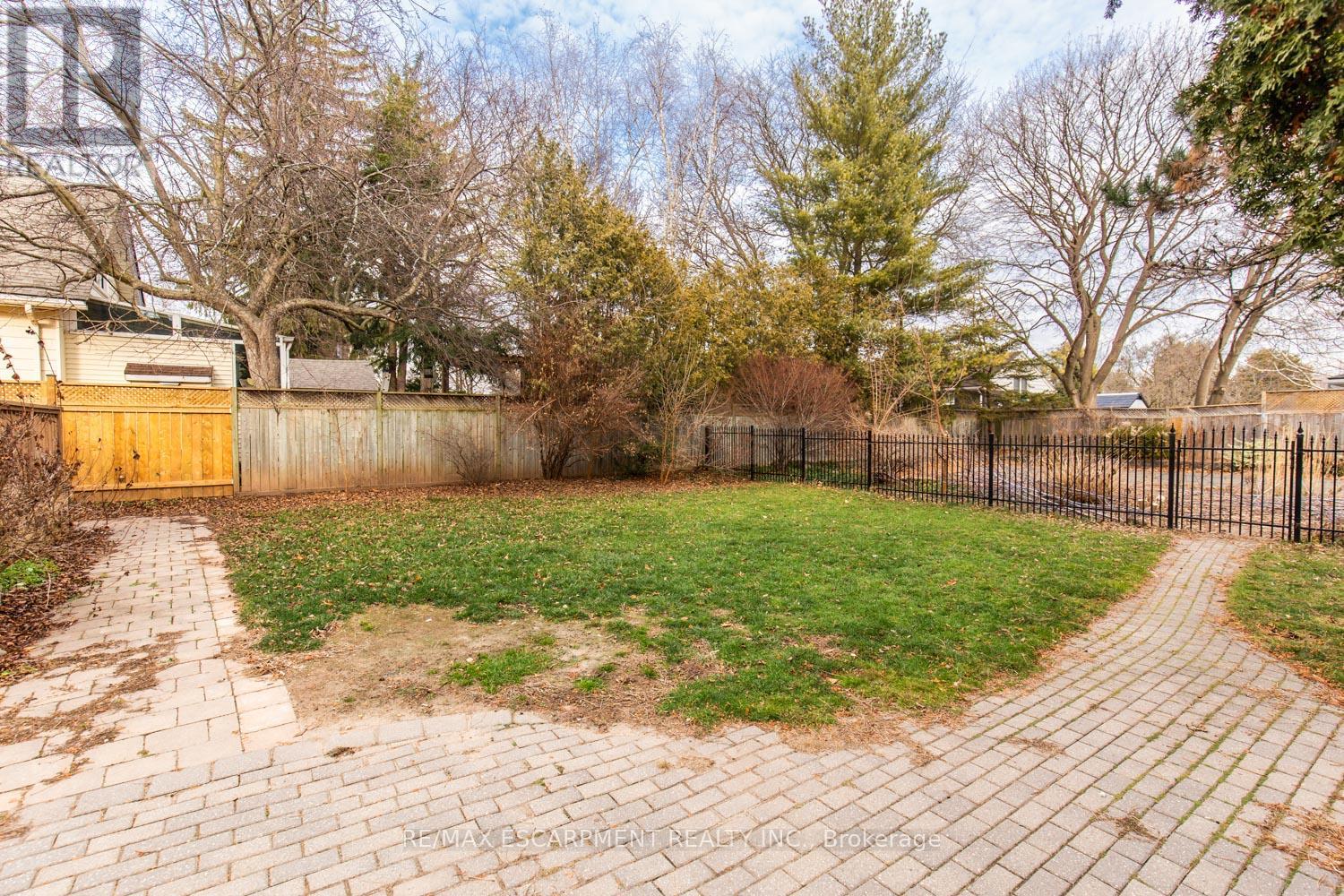 961 Shadeland Avenue, Burlington, Ontario  L7T 2M4 - Photo 34 - W12105375