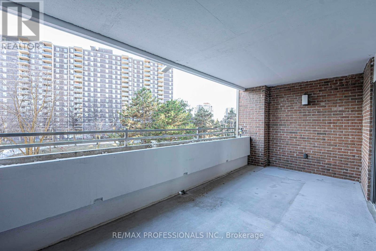 407 - 965 Inverhouse Drive, Mississauga, Ontario  L5J 4B4 - Photo 24 - W12105394