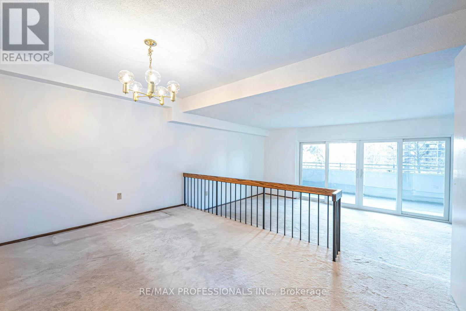 Property at 407 - 965 INVERHOUSE DRIVE image 4