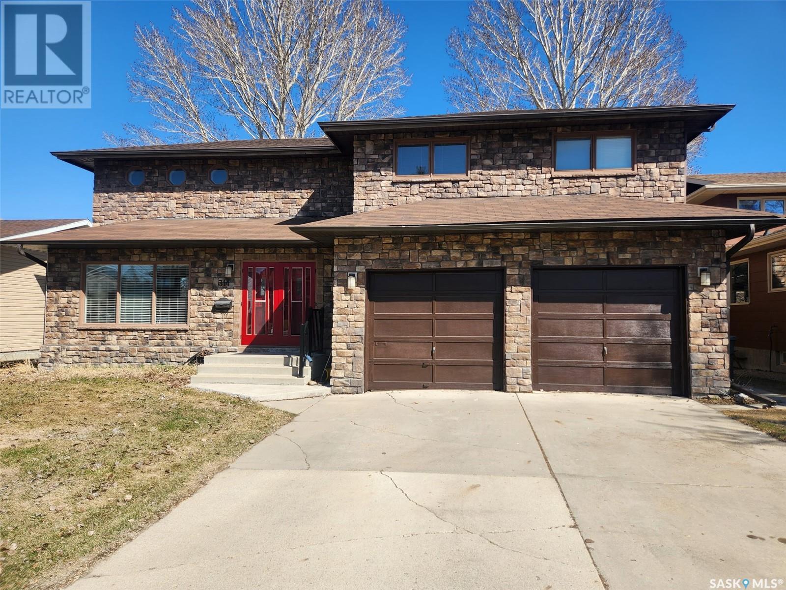 Property at 314 Dore WAY image 1