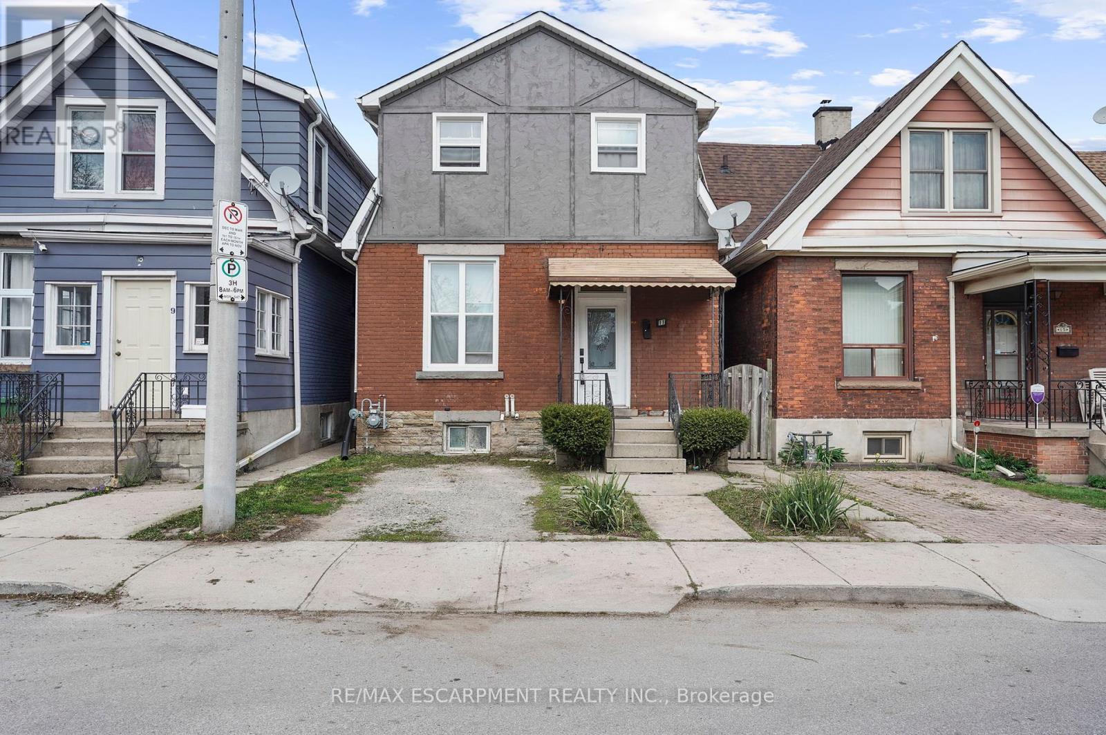 11 WRIGHT AVENUE, Hamilton, Ontario