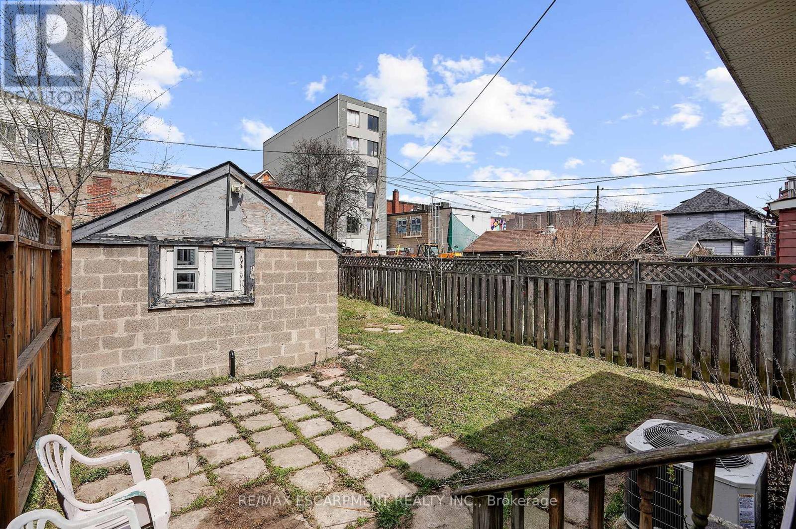 11 Wright Avenue, Hamilton, Ontario  L8L 2T5 - Photo 20 - X12105353