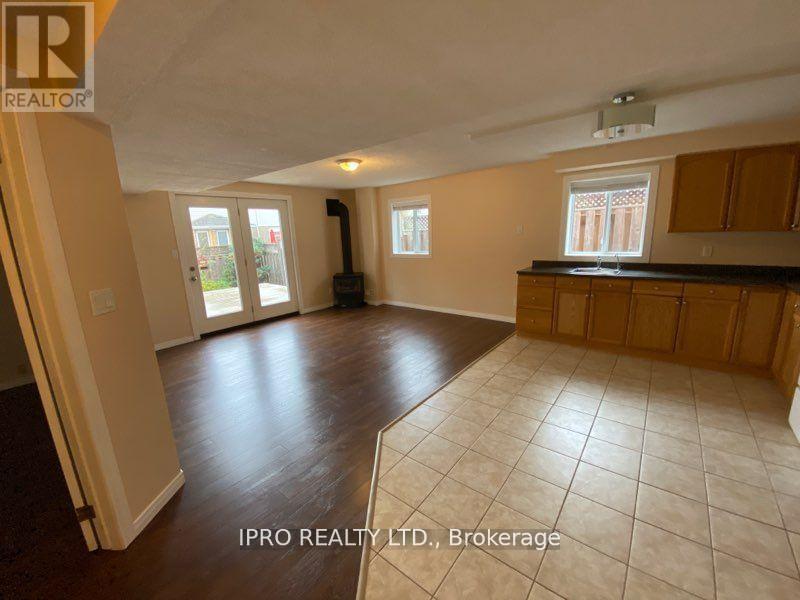 276 Watson Parkway N, Guelph, Ontario  N1E 7J5 - Photo 24 - X12105392
