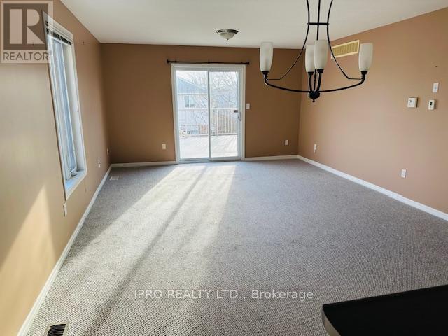 276 Watson Parkway N, Guelph, Ontario  N1E 7J5 - Photo 5 - X12105392