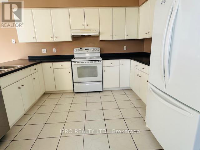 276 Watson Parkway N, Guelph, Ontario  N1E 7J5 - Photo 8 - X12105392