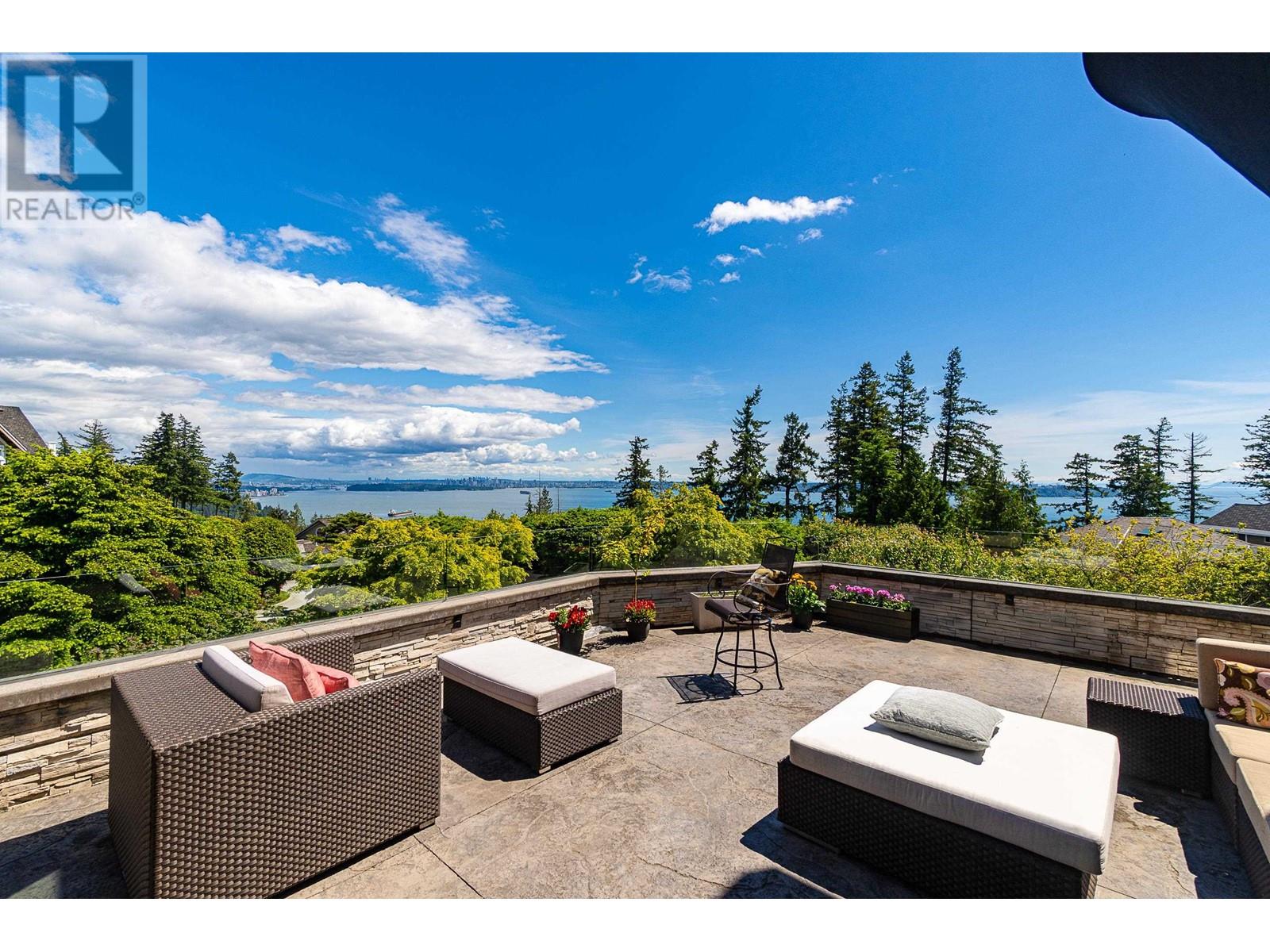 5401 West Vista Court, West Vancouver, British Columbia  V7W 3G8 - Photo 13 - R2994500